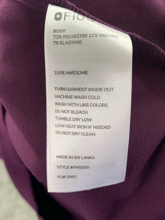 Figs Scrub Top Mens Medium Leon Two Pocket Deep Purple Style FM1500 Medical RN - Picture 6 of 7